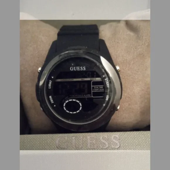 Guess Bounce Black Silicone Quartz Fashion Watch Men main image 2